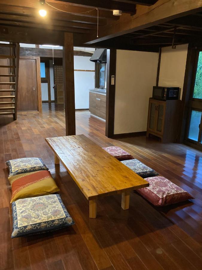 Ｐｅｎｓｉｏｎ　Ｓｈｉｍａｋａｚｅ Hotel Motobu Eksteriør billede