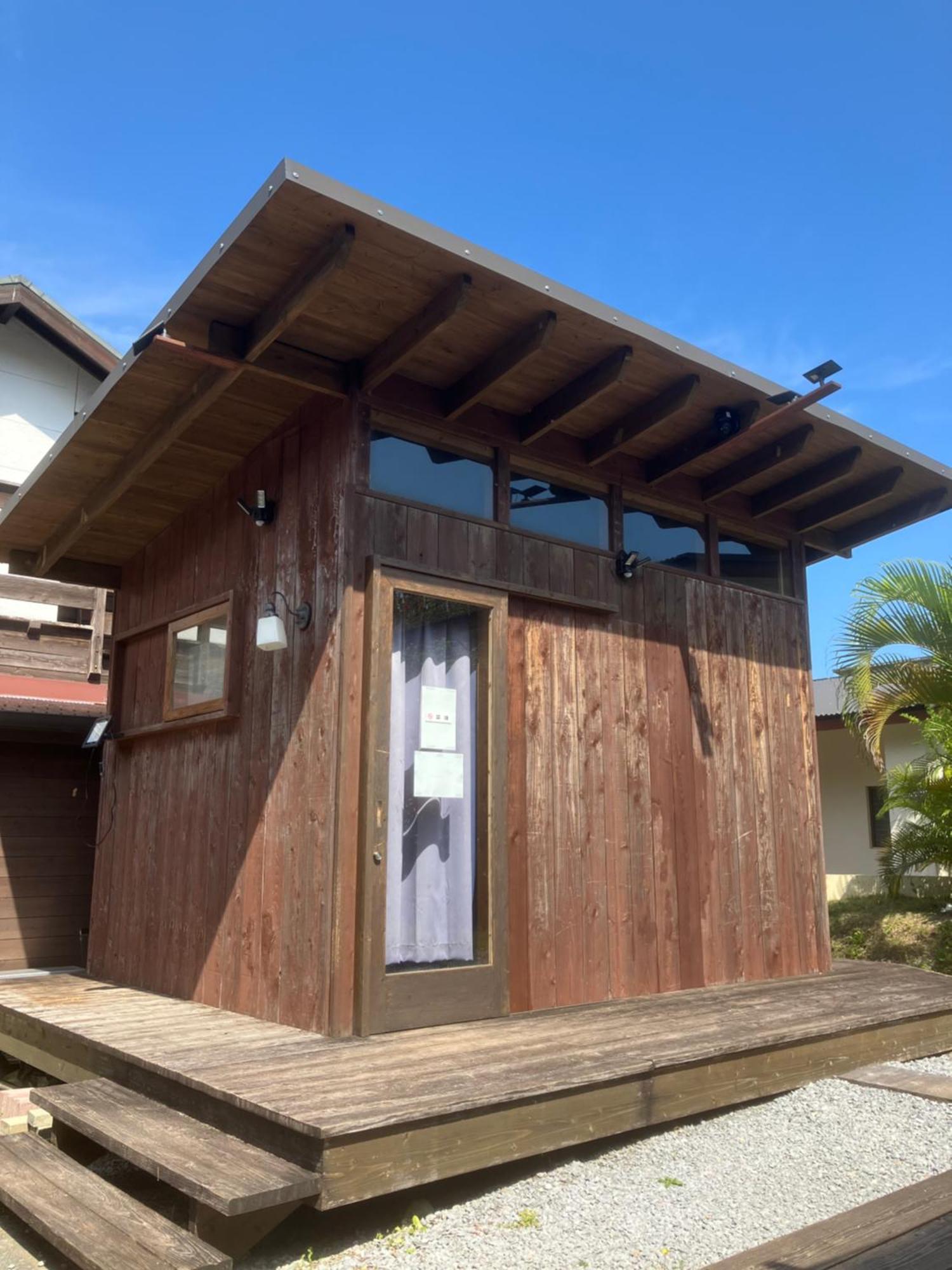 Ｐｅｎｓｉｏｎ　Ｓｈｉｍａｋａｚｅ Hotel Motobu Eksteriør billede